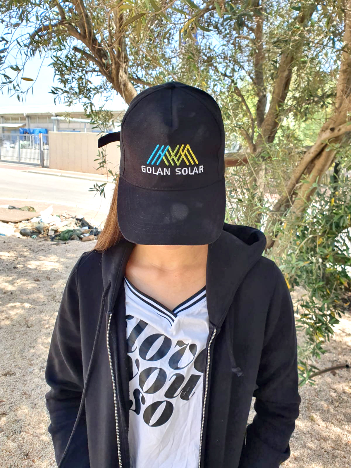 כובע עם רקמה לוגו עבור גולן סולר