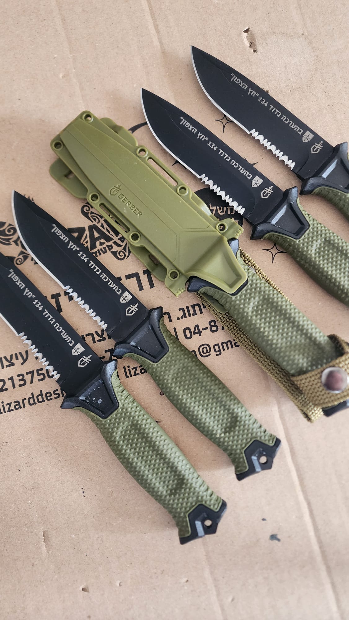 סכיני קומנדו טקטית עם חריטה